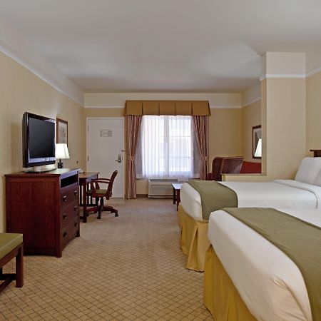 Holiday Inn Express Hotel & Suites San Dimas By Ihg Buitenkant foto